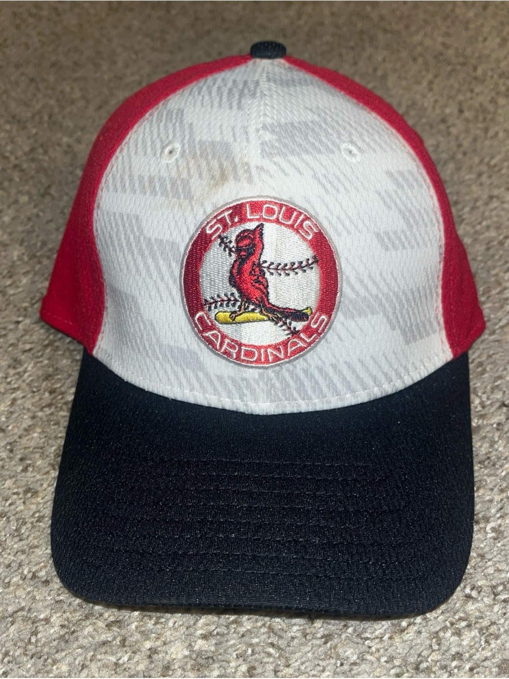 New Era St. Louis Cardinals Flex Hat 2025 MLB Clubhouse 39THIRTY Size S/M Fitted